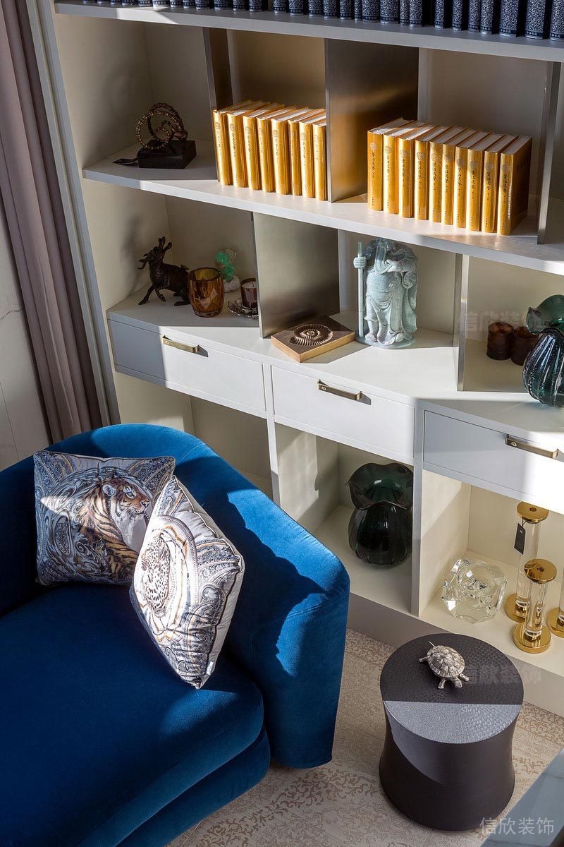 觀瀾家庭天鵝絨沙發(fā)書柜