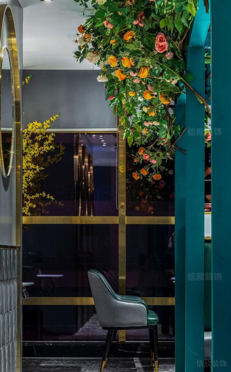 深圳福田自助餐廳裝修設(shè)計裝飾綠植