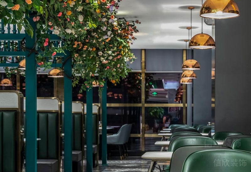 深圳福田自助餐廳裝修設(shè)計藝術(shù)花架