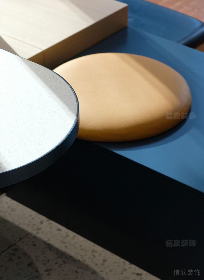 南山餐廳裝修設(shè)計效果圖坐墊抱枕