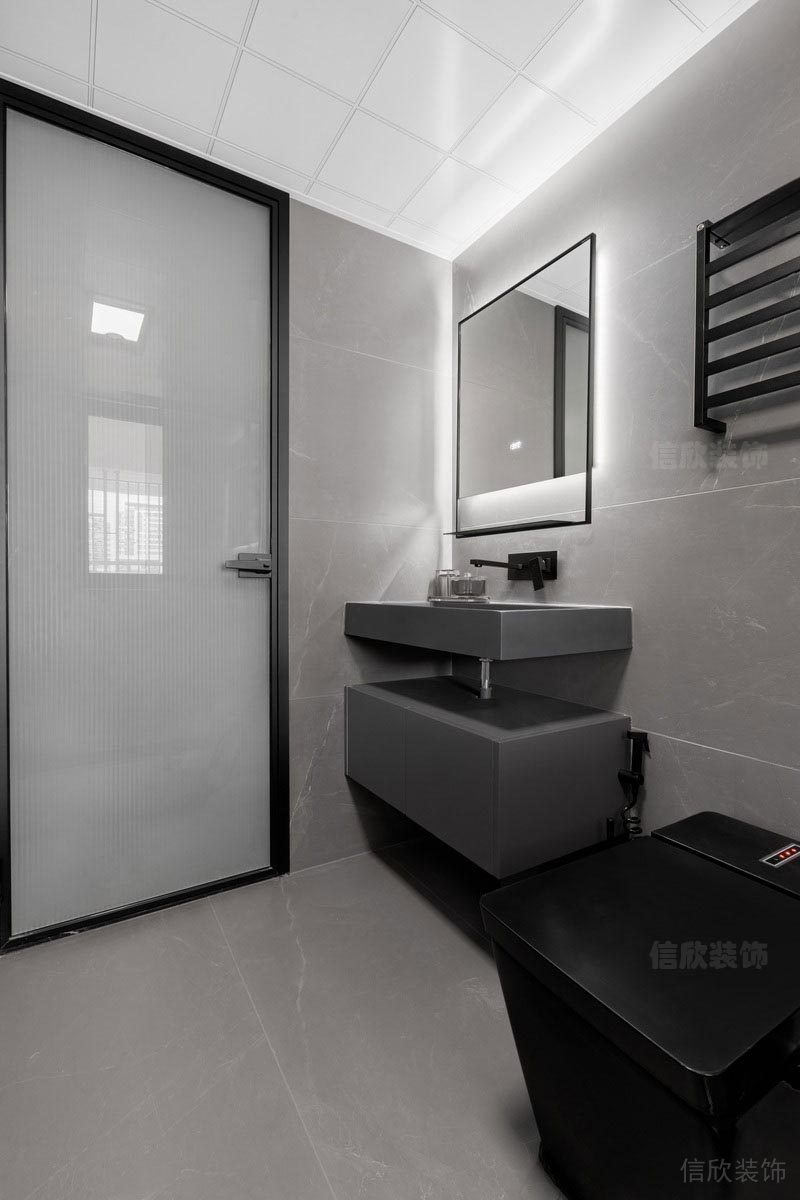 南山舊房翻新改造裝修衛(wèi)生間效果圖