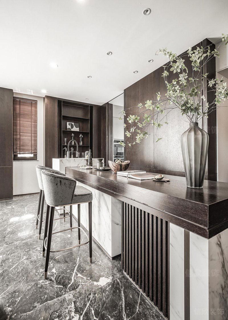 深圳市鹽田區(qū)半山半海餐廳吧臺(tái)