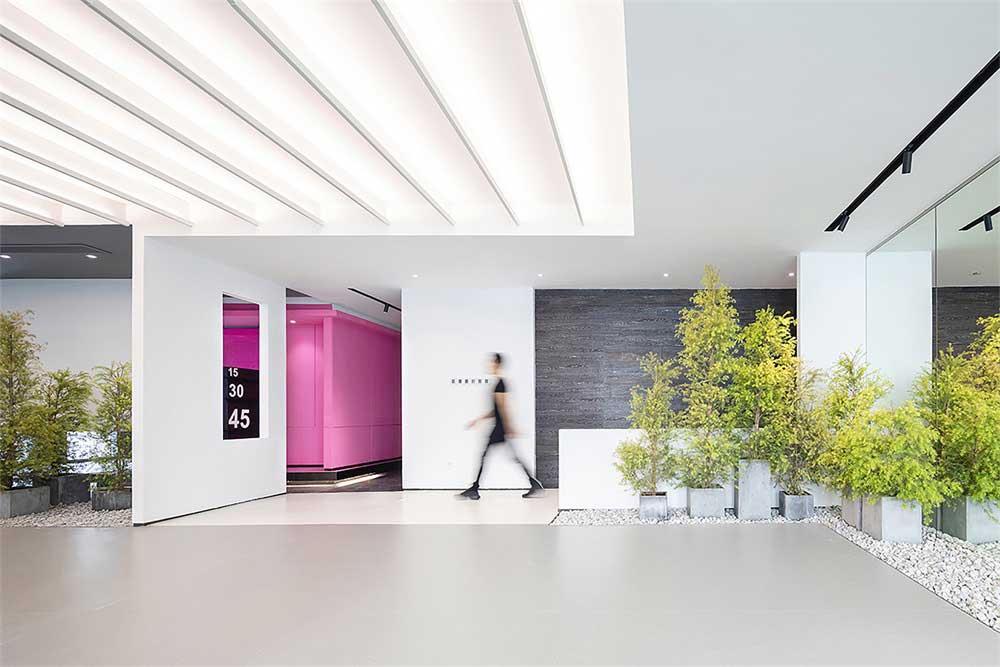 深圳龍崗區時尚白色簡約辦公室設計裝修-過道 深圳龍崗區時尚白色簡約辦公室設計裝修-過道