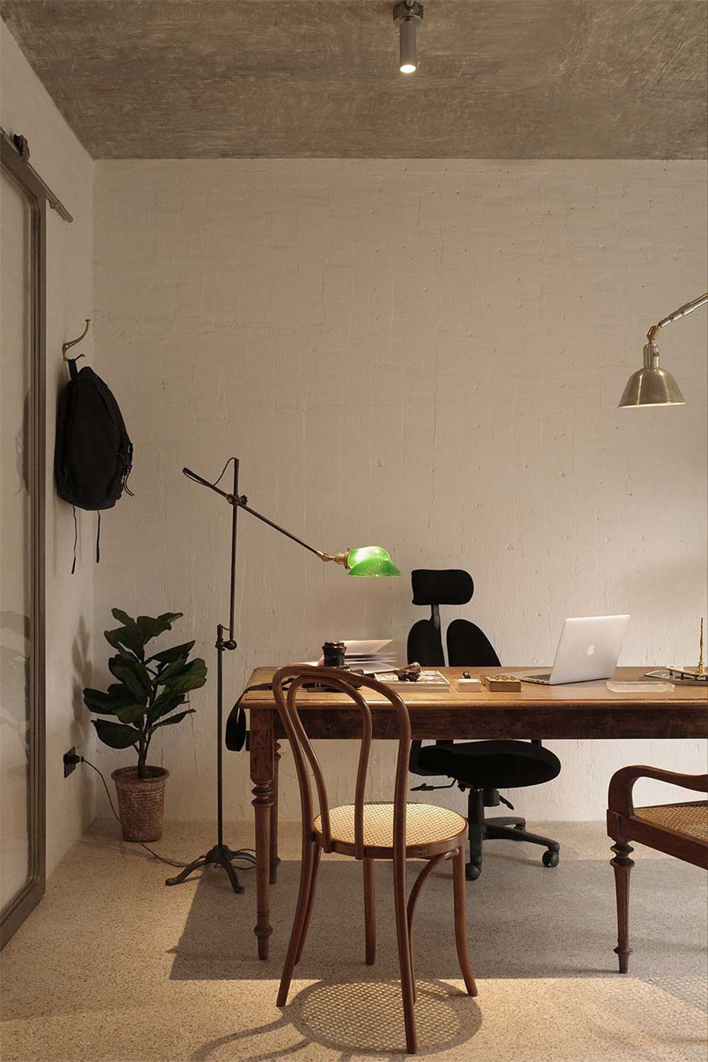 深圳南山區的古典風味辦公工作室設計裝修——辦公區 深圳南山區的古典風味辦公工作室設計裝修——辦公區