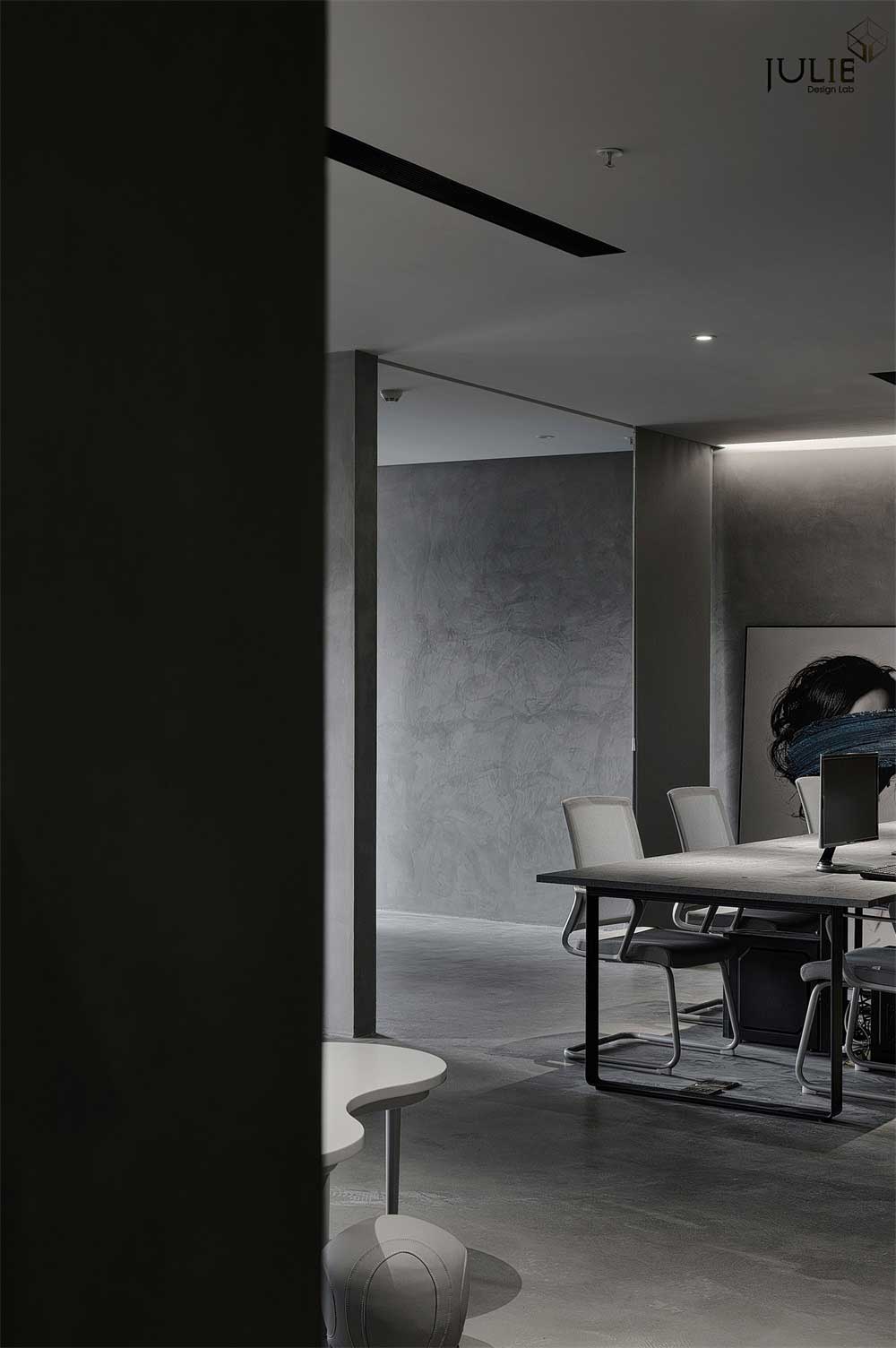 深圳光明現(xiàn)代風(fēng)格暗色系辦公室設(shè)計裝修-辦公區(qū) 深圳光明現(xiàn)代風(fēng)格暗色系辦公室設(shè)計裝修-辦公區(qū)