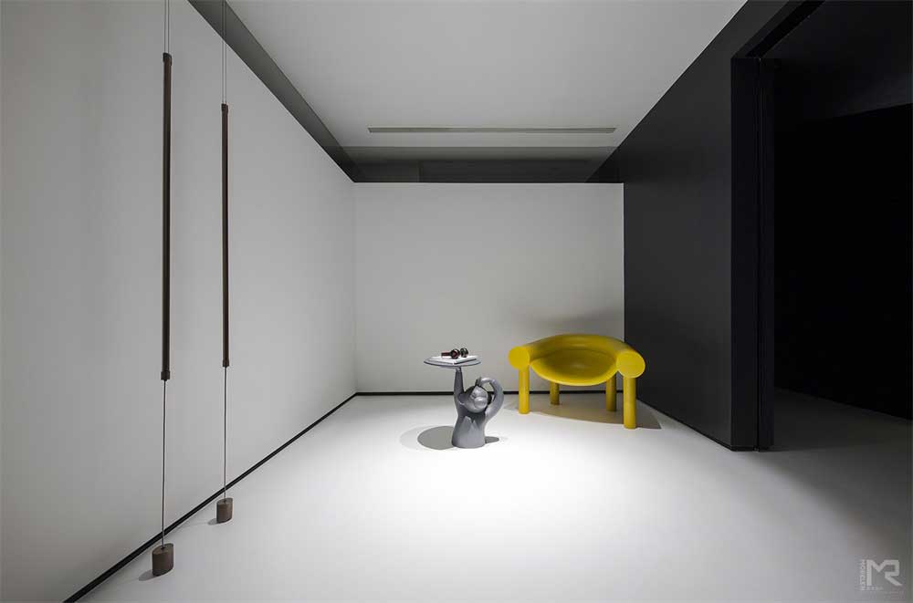 深圳福田區簡約黑白藝術辦公室設計裝修-前廳 深圳福田區簡約黑白藝術辦公室設計裝修-前廳