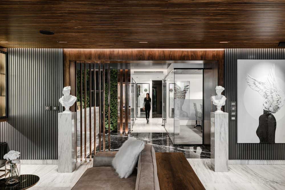 展示區(qū)木格柵隔斷木飾面墻面天花吊頂裝修設計效果圖