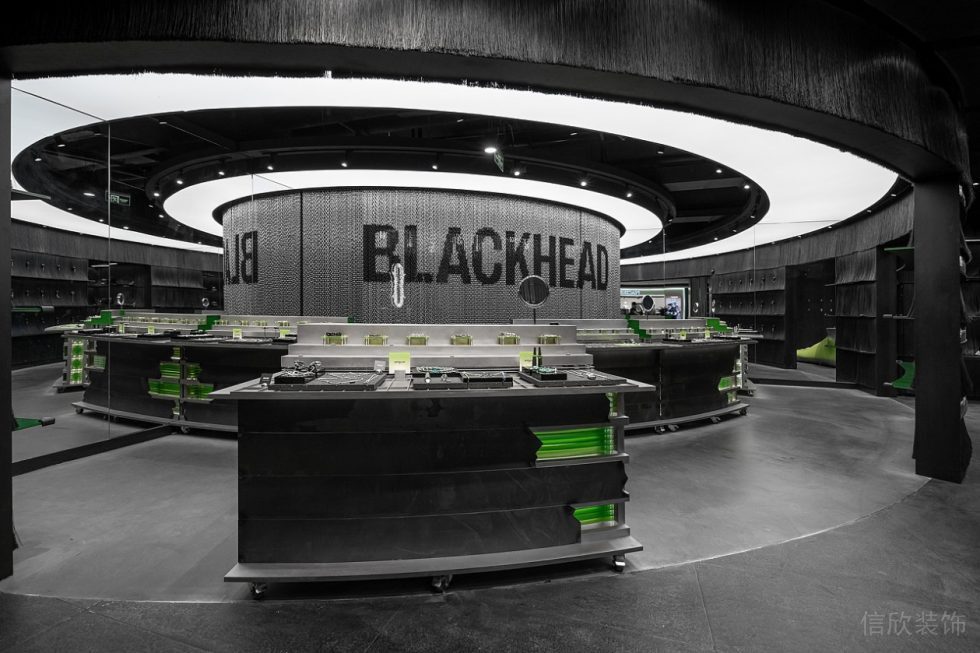 圓形鏤空天花等待設計冷色調潮牌店現(xiàn)代商場產(chǎn)品展示區(qū)域工作臺陳列裝修效果