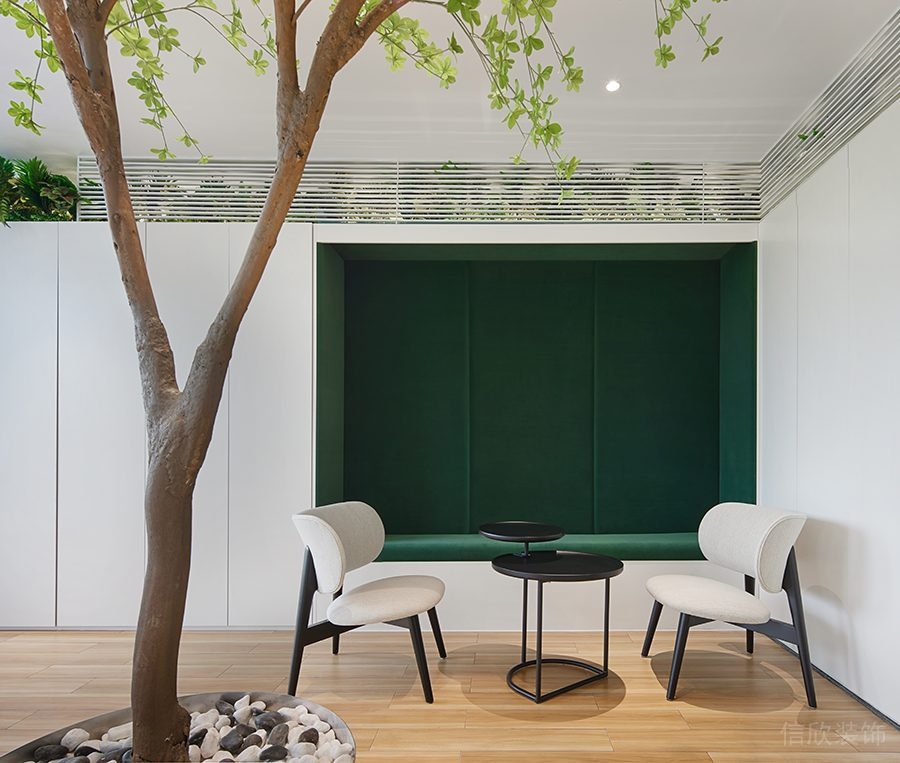 辦公室小庭院休閑區(qū)綠色植物效果圖