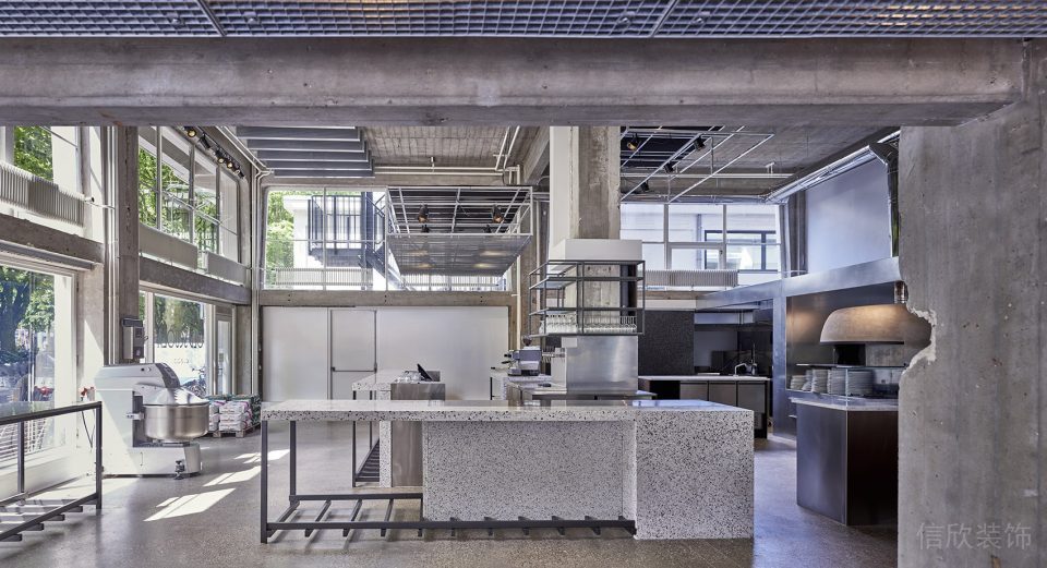 深圳寶安易尚中心灰色調工業風披薩店裝修案例灰色水磨石操作臺 深圳寶安易尚中心灰色調工業風披薩店裝修案例灰色水磨石操作臺
