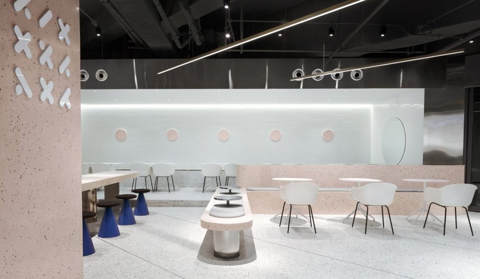 深圳龍崗城龍花園現(xiàn)代簡約風格奶茶店裝修案例地面鋪貼 深圳龍崗城龍花園現(xiàn)代簡約風格奶茶店裝修案例地面鋪貼