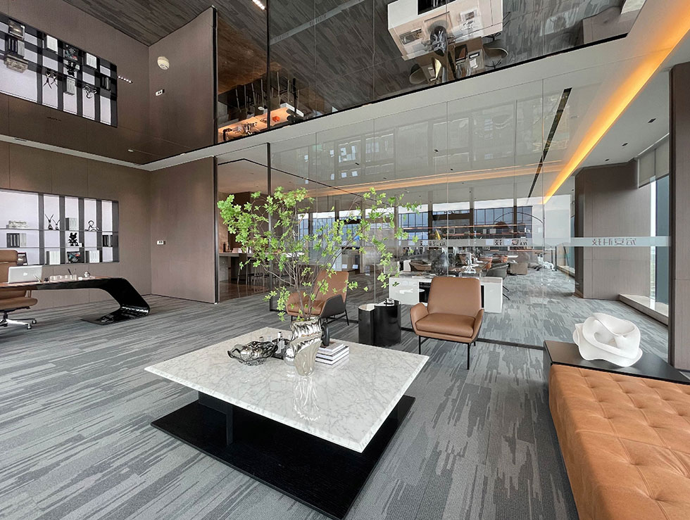 總經(jīng)理辦公室黃色皮藝沙發(fā)