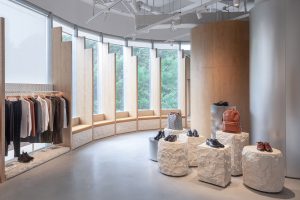 深圳市寶安區(qū)沙井現(xiàn)代風(fēng)assemble By Réel概念零售店裝修設(shè)計(jì)原石島臺(tái)