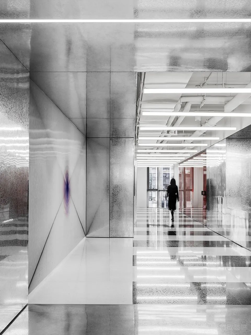 深圳龍崗和中心380平方米現(xiàn)代主義工業(yè)風辦公室裝修案例過道 深圳龍崗和中心380平方米現(xiàn)代主義工業(yè)風辦公室裝修案例過道