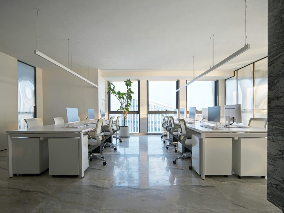 京基濱河時(shí)代大廈現(xiàn)代簡約風(fēng)辦公室裝修案例 辦公區(qū)