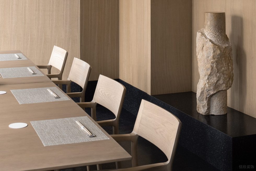 深圳福田經(jīng)典日式餐廳木制桌面裝修設(shè)計