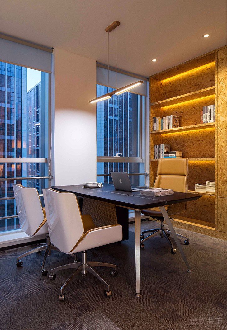 深圳龍崗億源通創新產業園現代工業風設計特色辦公室裝修案例經理辦公室 深圳龍崗億源通創新產業園現代工業風設計特色辦公室裝修案例經理辦公室