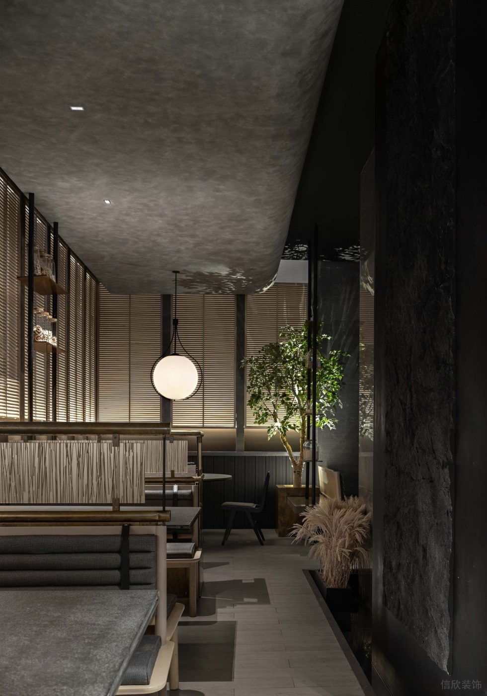 深圳羅湖簡雅日料餐廳吊頂細節(jié)裝修設(shè)計