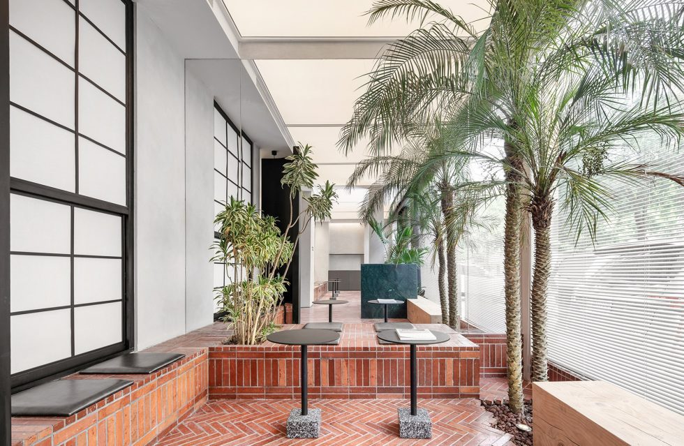 深圳市寶安區松崗wei Stuff服裝店裝修設計-紅色文化石休息區 深圳市寶安區松崗wei Stuff服裝店裝修設計-紅色文化石休息區