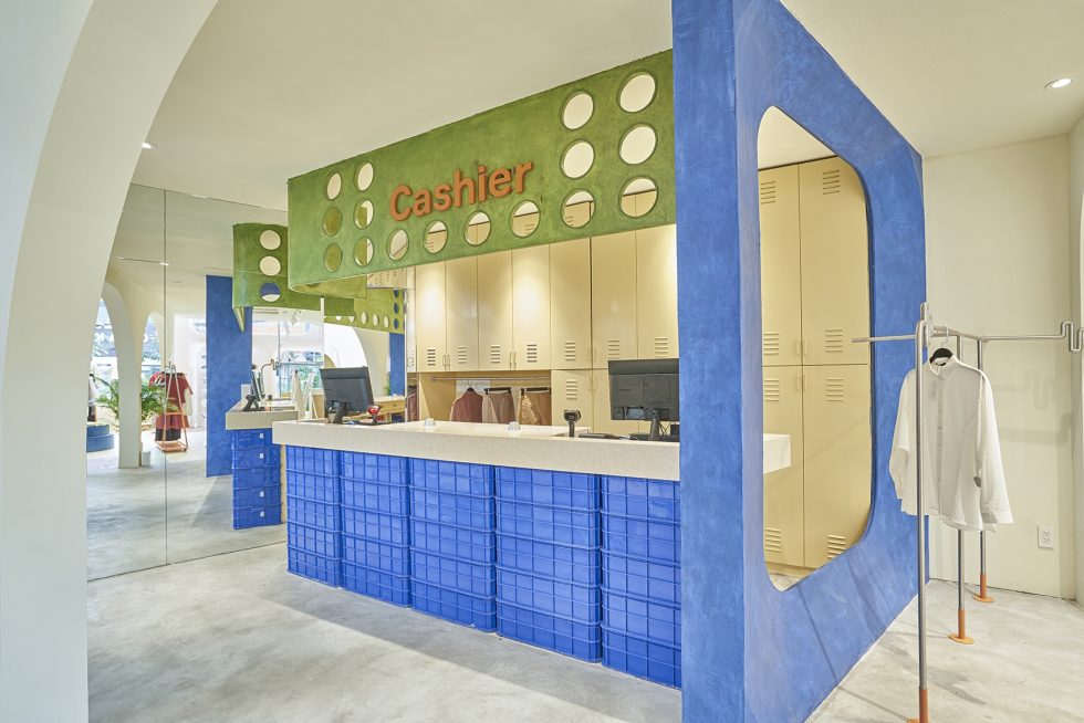 深圳市龍崗區坪地現代風服裝店libe旗艦裝修設計 前臺