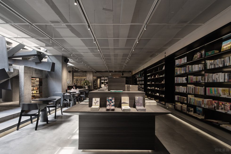 深圳市羅湖區(qū)翠竹止間麓山南現(xiàn)代風(fēng)書店裝修設(shè)計(jì)實(shí)景圖-咖色實(shí)木燈帶島臺(tái) 深圳市羅湖區(qū)翠竹止間麓山南現(xiàn)代風(fēng)書店裝修設(shè)計(jì)實(shí)景圖-咖色實(shí)木燈帶島臺(tái)