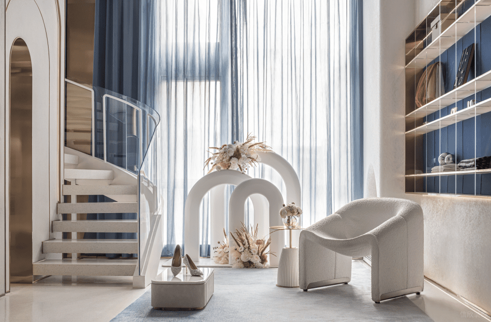 深圳市南山區(qū)蛇口現(xiàn)代輕奢風(fēng)禮服店裝修設(shè)計(jì)-接待區(qū) 深圳市南山區(qū)蛇口現(xiàn)代輕奢風(fēng)禮服店裝修設(shè)計(jì)-接待區(qū)