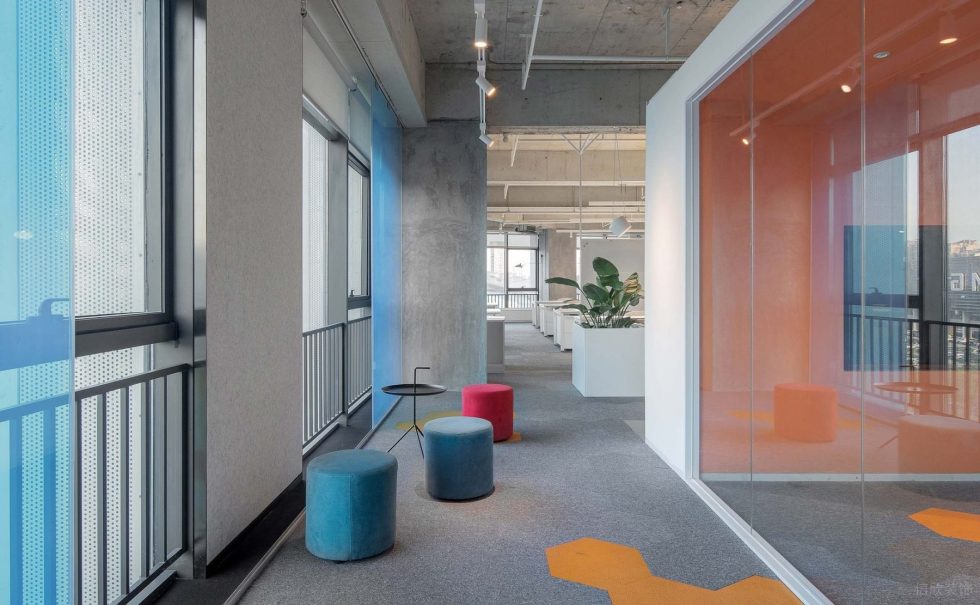 時(shí)尚極簡(jiǎn)風(fēng)辦公室裝修設(shè)計(jì)淺色系過(guò)道休閑區(qū) 時(shí)尚極簡(jiǎn)風(fēng)辦公室裝修設(shè)計(jì)淺色系過(guò)道休閑區(qū)