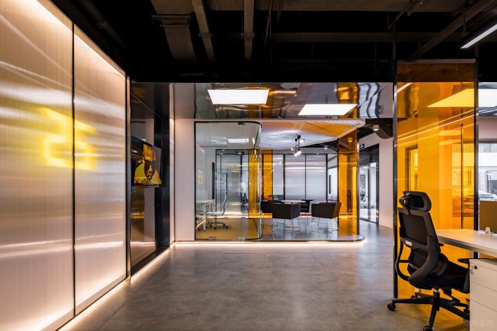 動(dòng)感現(xiàn)代風(fēng)辦公室裝修設(shè)計(jì)水泥色地磚 動(dòng)感現(xiàn)代風(fēng)辦公室裝修設(shè)計(jì)水泥色地磚