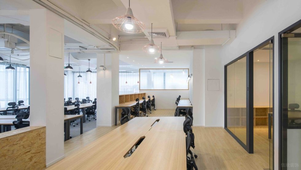 輕工業風格辦公室裝修設計淺色系辦公大廳 輕工業風格辦公室裝修設計淺色系辦公大廳