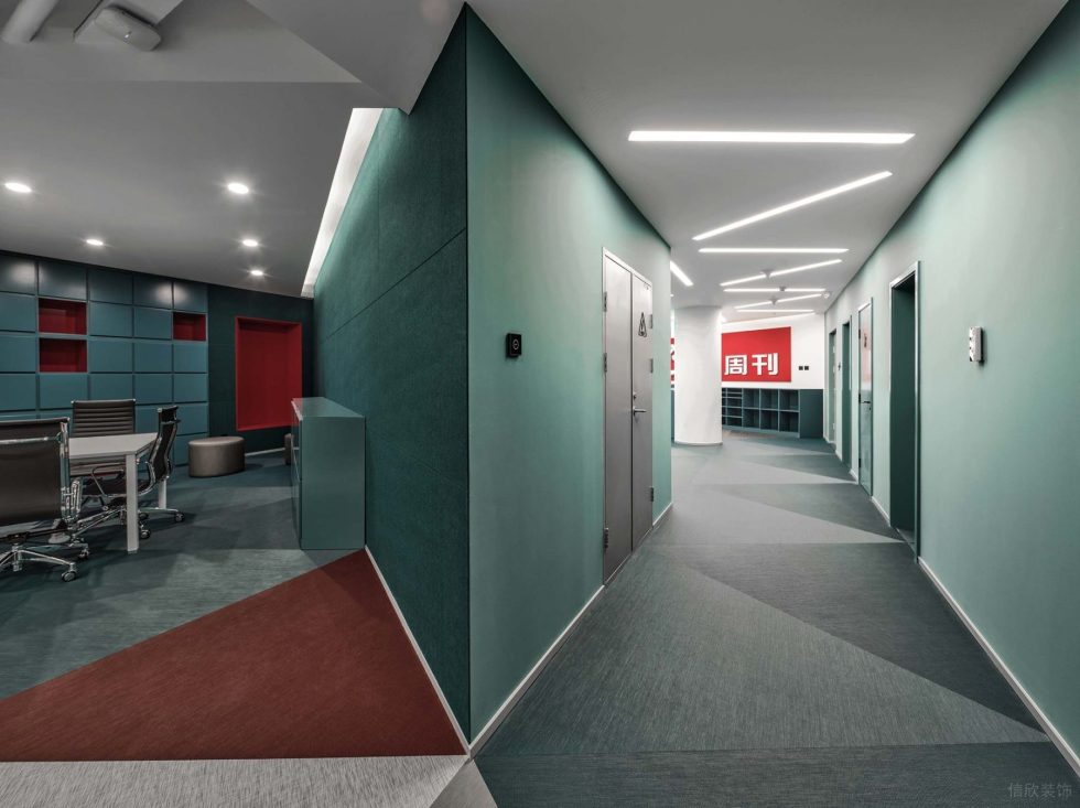 深青色現(xiàn)代風(fēng)辦公室裝修設(shè)計(jì)深青色過(guò)道 深青色現(xiàn)代風(fēng)辦公室裝修設(shè)計(jì)深青色過(guò)道