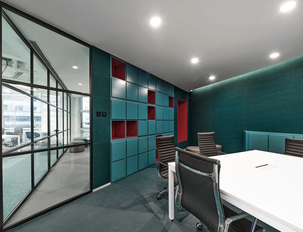 深青色現(xiàn)代風(fēng)辦公室裝修設(shè)計(jì)深青色會(huì)議室 深青色現(xiàn)代風(fēng)辦公室裝修設(shè)計(jì)深青色會(huì)議室