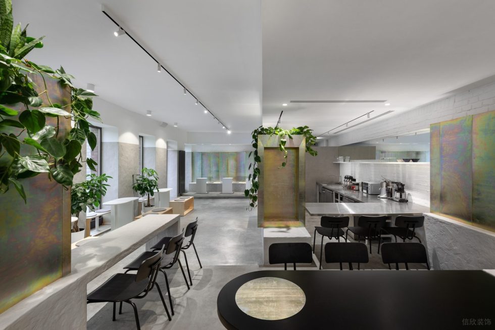 現(xiàn)代極簡風(fēng)咖啡廳灰意過道區(qū)裝修設(shè)計圖