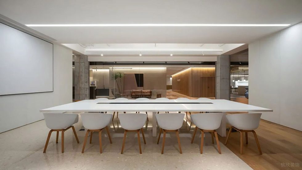 白木色簡(jiǎn)約風(fēng)辦公室裝修設(shè)計(jì)白色調(diào)洽談室 白木色簡(jiǎn)約風(fēng)辦公室裝修設(shè)計(jì)白色調(diào)洽談室