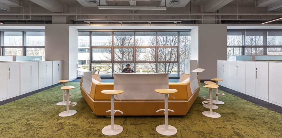 淡色現(xiàn)代風(fēng)辦公室裝修設(shè)計淺色調(diào)休閑區(qū) 淡色現(xiàn)代風(fēng)辦公室裝修設(shè)計淺色調(diào)休閑區(qū)