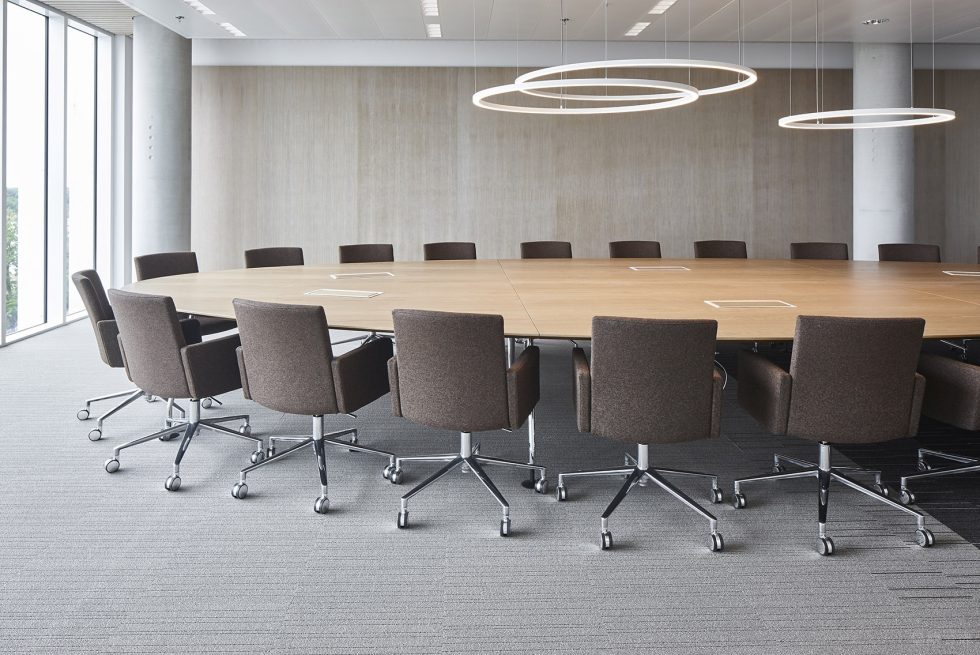 淡色系現(xiàn)代極簡(jiǎn)風(fēng)辦公室裝修設(shè)計(jì)淺咖色會(huì)議室 淡色系現(xiàn)代極簡(jiǎn)風(fēng)辦公室裝修設(shè)計(jì)淺咖色會(huì)議室