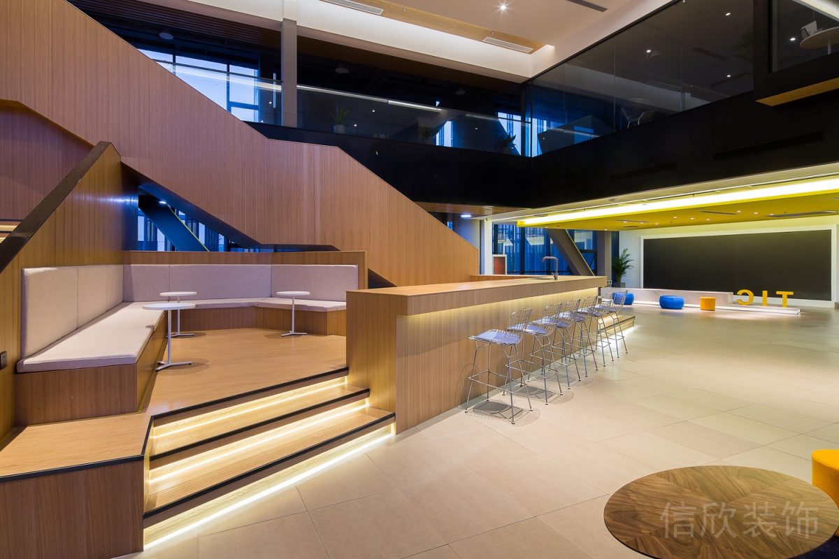 極簡風公共開放式水吧臺設計