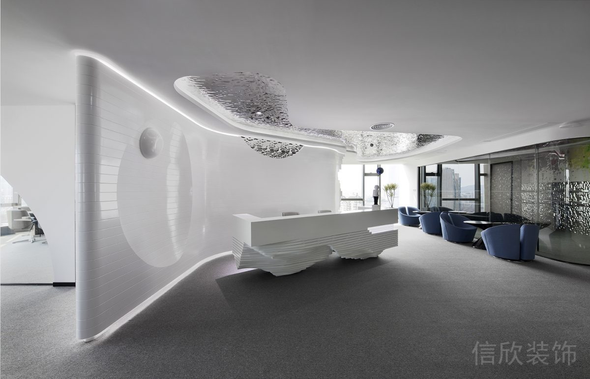 極簡(jiǎn)現(xiàn)代風(fēng)辦公空間接待區(qū)白色弧形背景墻裝修設(shè)計(jì)