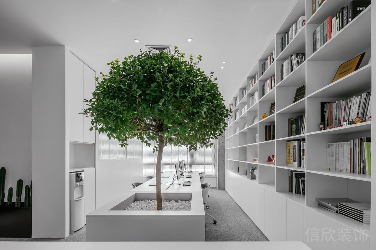 白色簡約風格辦公室辦公區(qū)柜體裝修設(shè)計