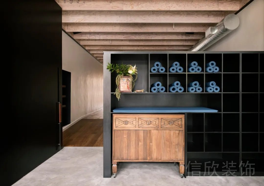 儲(chǔ)物室黑色簡(jiǎn)約墻柜設(shè)計(jì)瑜伽機(jī)構(gòu)設(shè)計(jì)圖