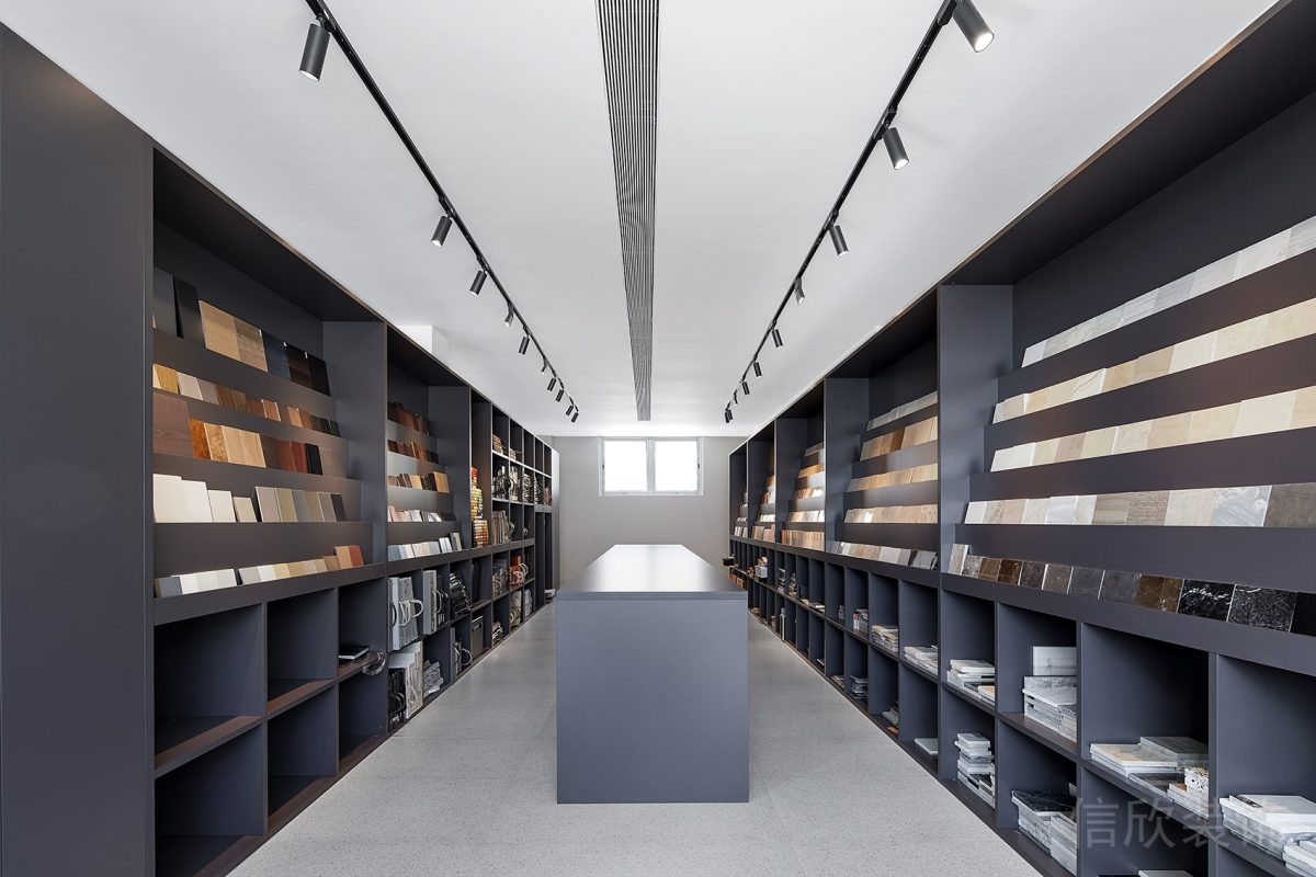 黑白極簡風辦公空間物料間裝修設計