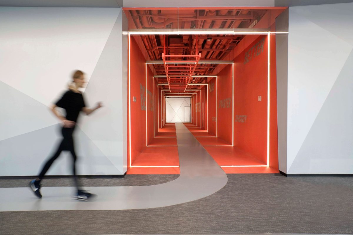 弧形過(guò)道裝修設(shè)計(jì)地板線條引導(dǎo)效果圖