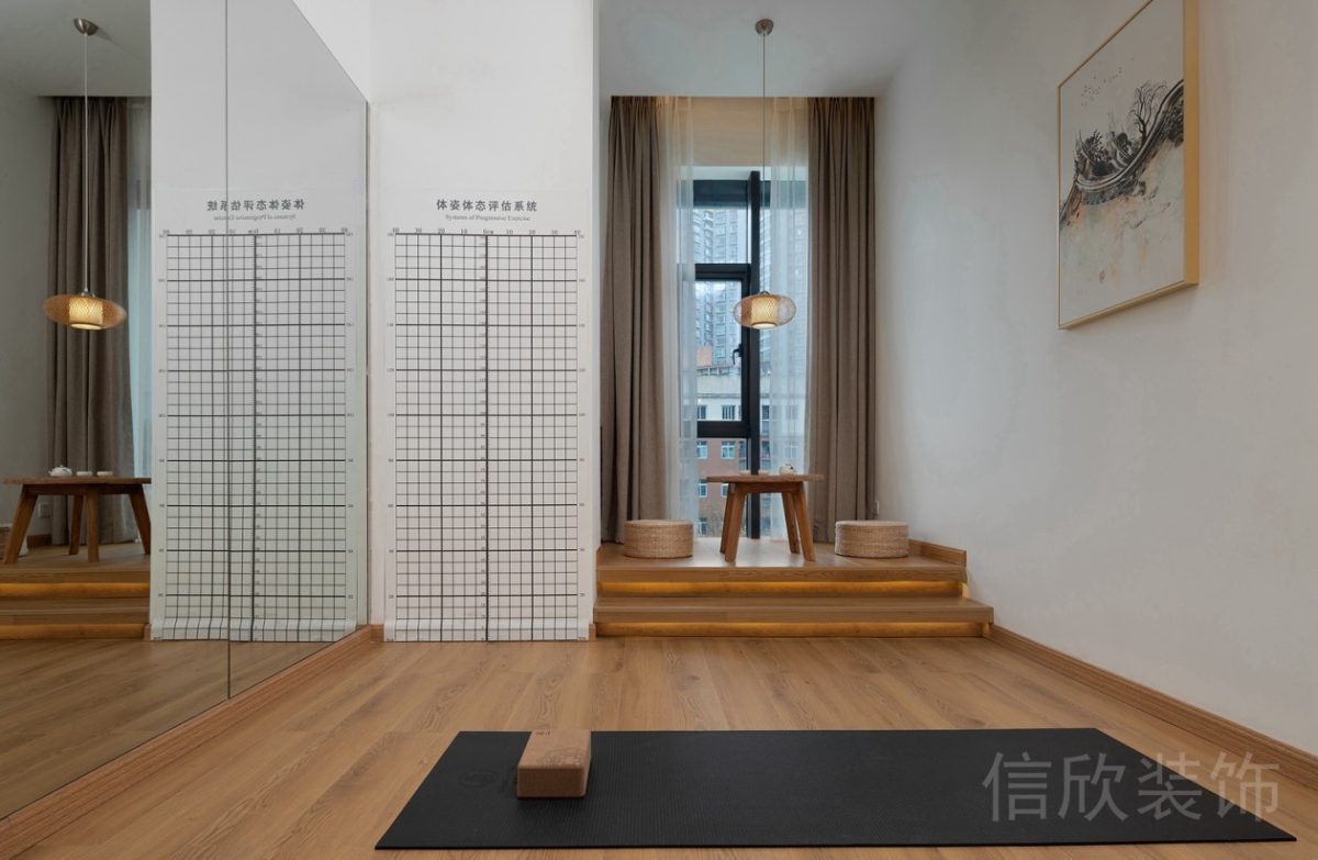 瑜伽教室中式木質(zhì)風(fēng)鏡面墻體設(shè)計