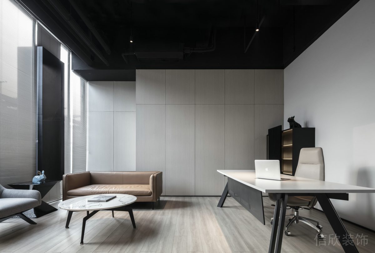 工業(yè)風(fēng)天花板全落地玻璃窗辦公室裝修