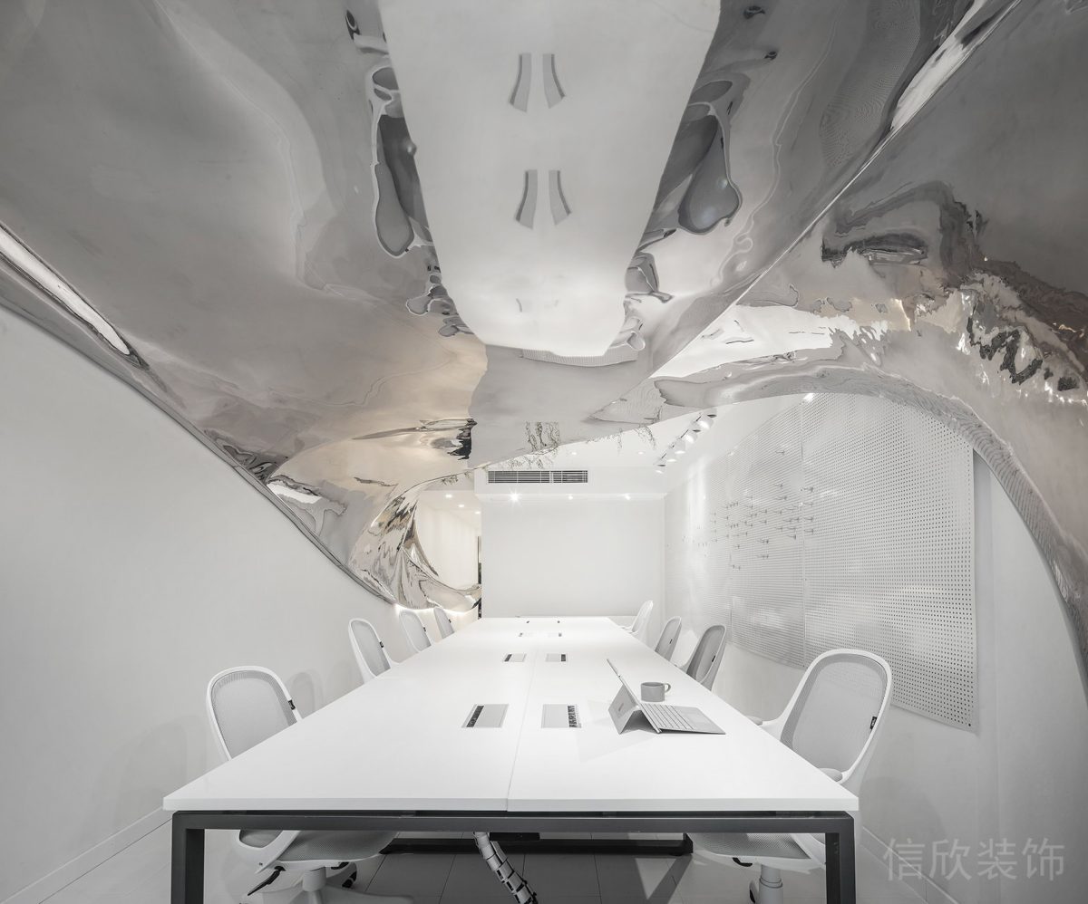 鏡面不銹鋼天花設(shè)計(jì)現(xiàn)代會(huì)議室設(shè)計(jì)圖