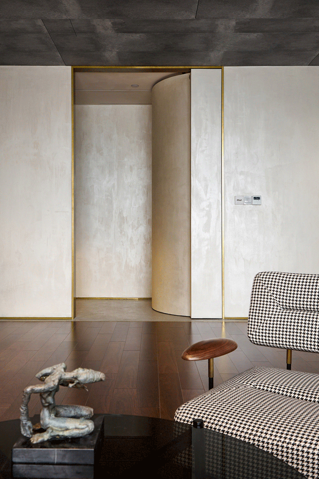 木飾地板裝修設(shè)計偏軸門隱藏式旋轉(zhuǎn)古典風(fēng)過道辦公室