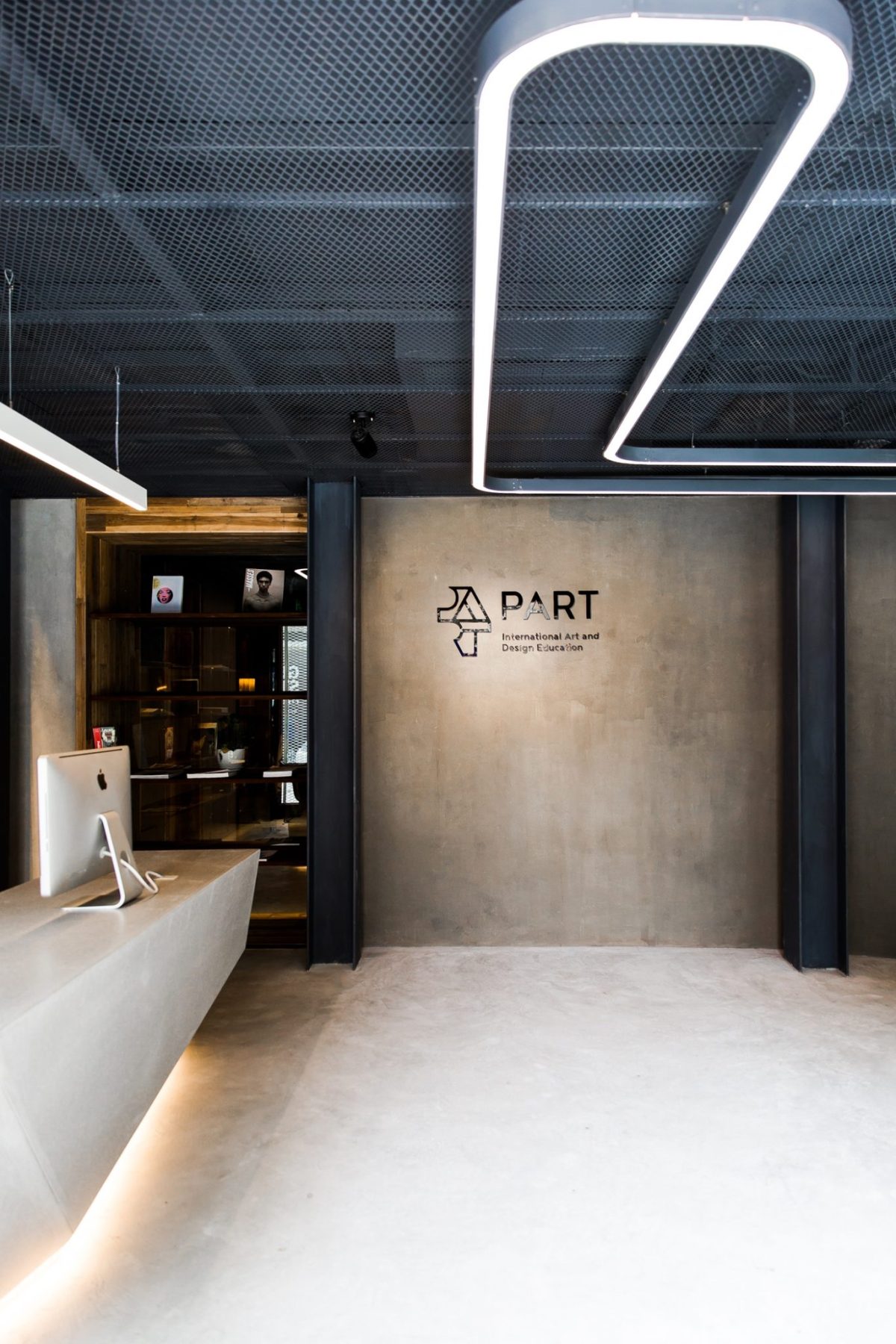 天花環線燈飾設計天花金屬鏤空洞洞板設計前臺區大廳設計圖