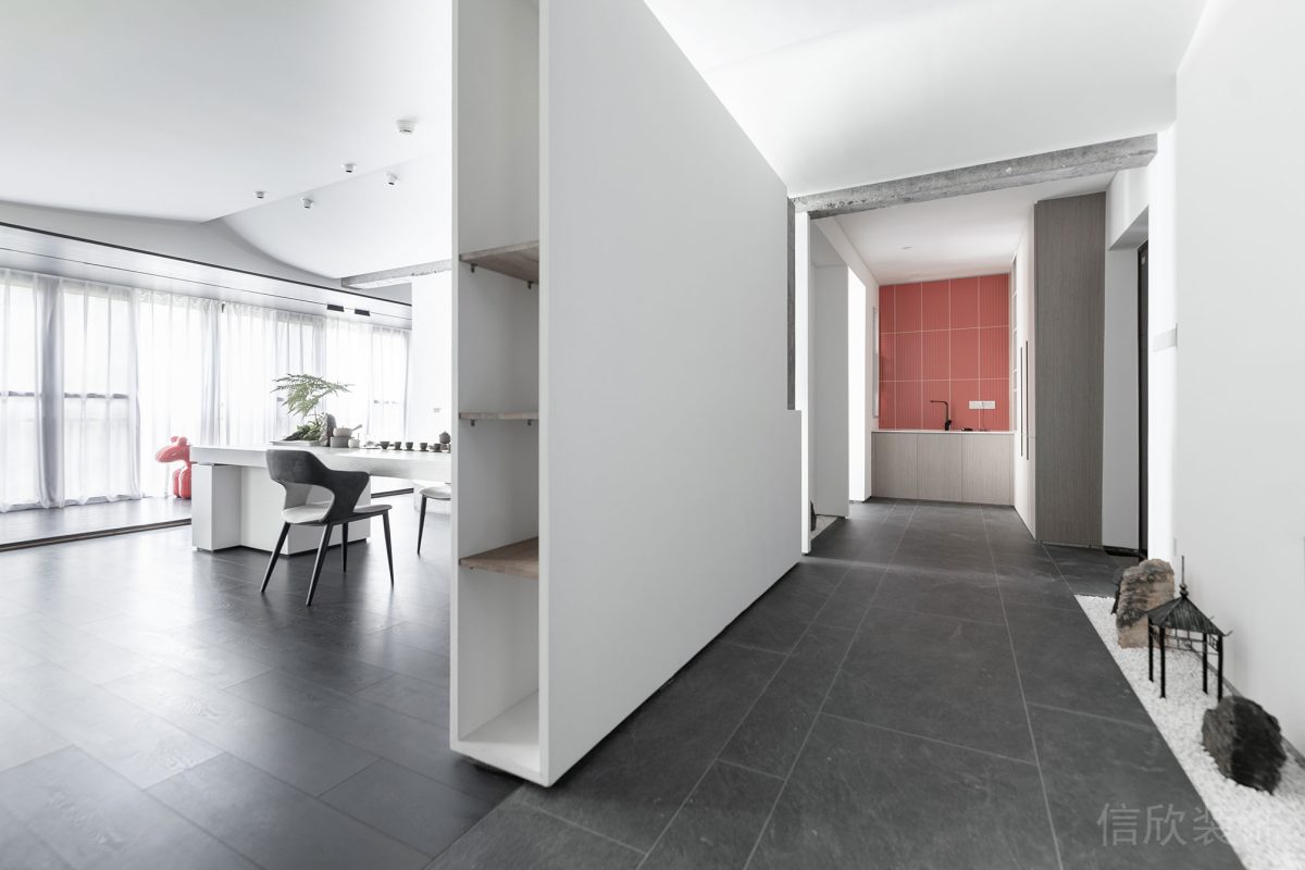 復古工業風鏤空墻體設計收納儲物柜效果隔斷設計辦公室過道瓷磚